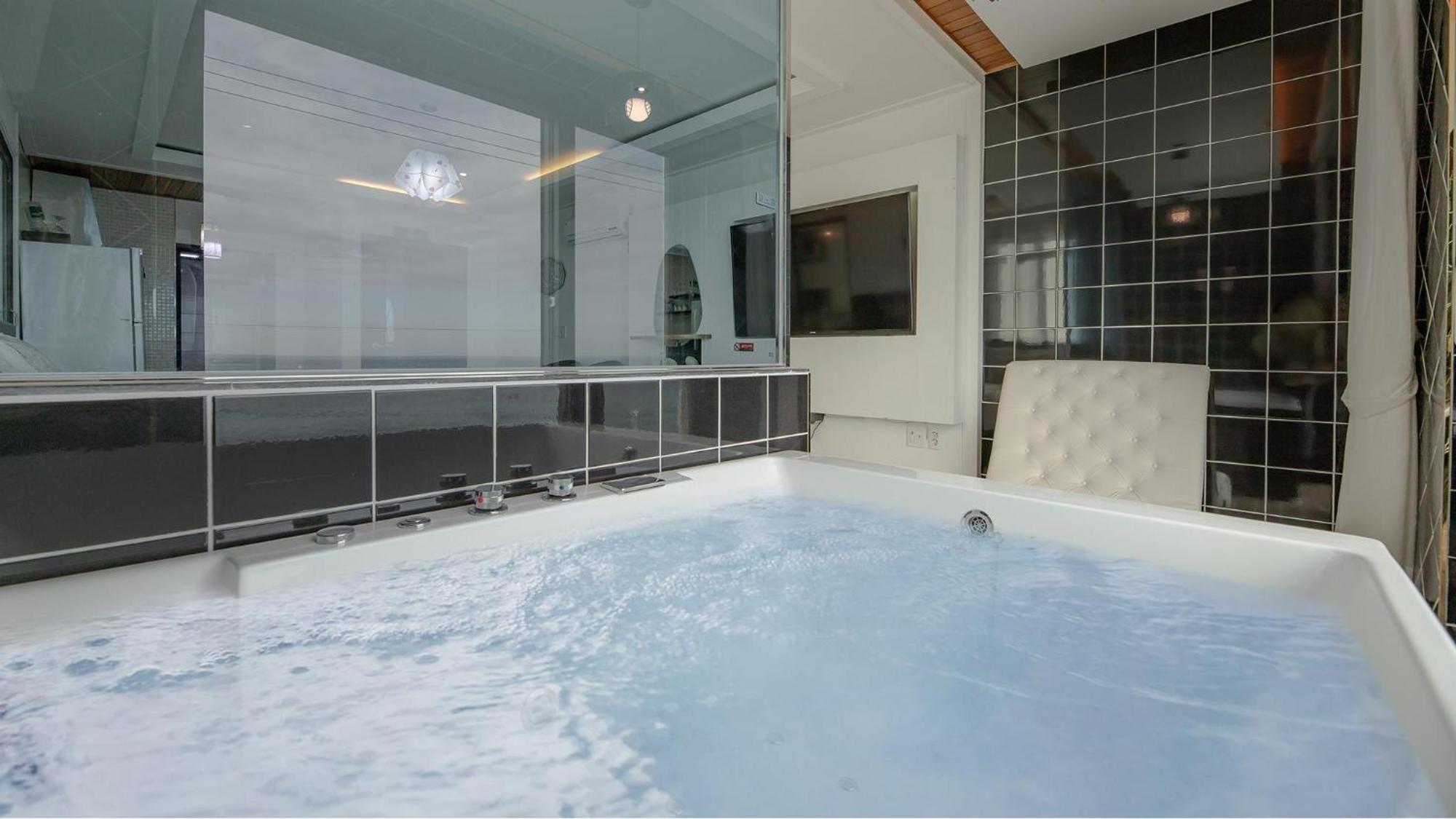 Gangneung The Ciel Spa Pension Стая снимка